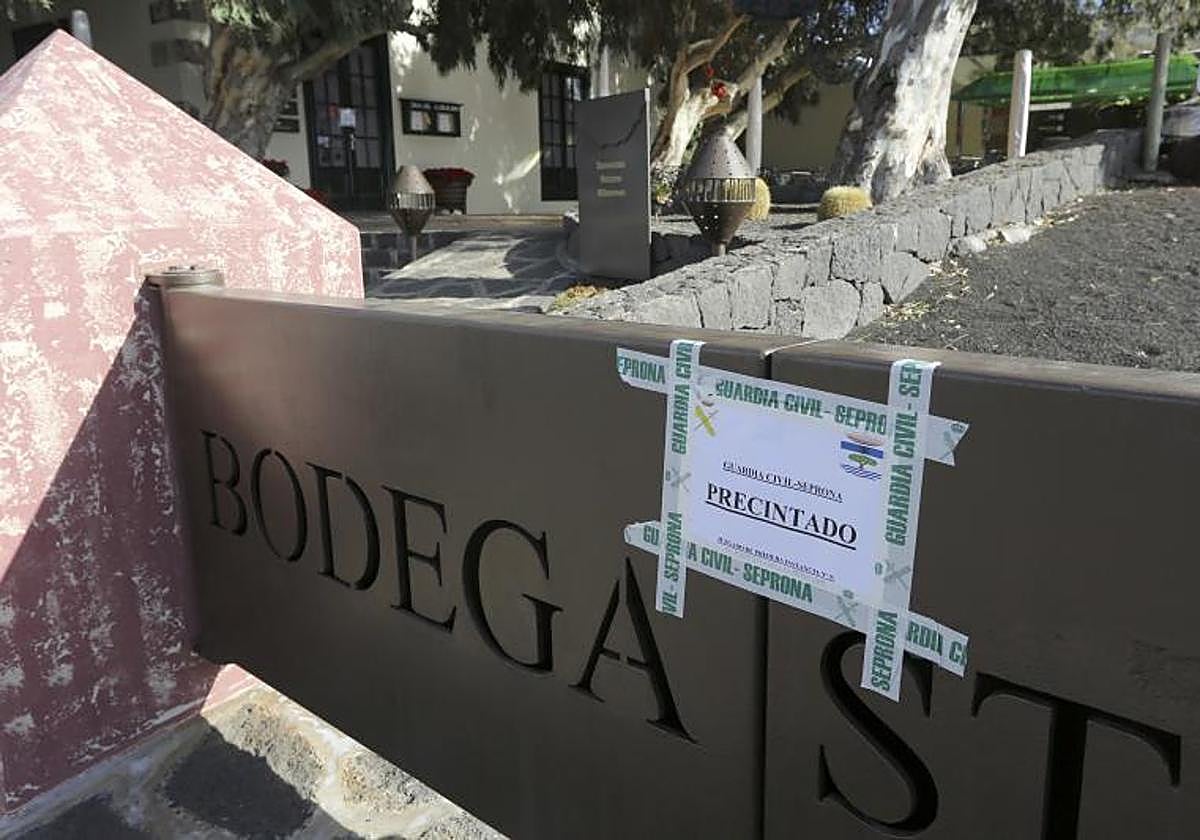 Precinto de Bodegas Stratvs años atrás.