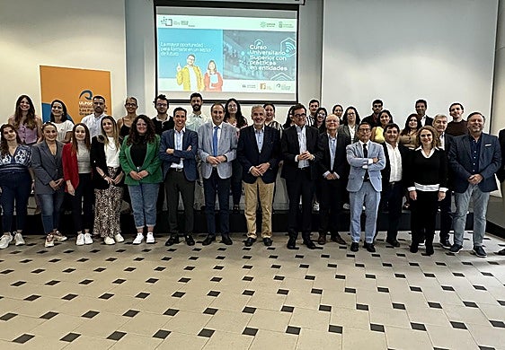 El Curso Universitario Superior de Gestión de la Empresa Comercial formará a 30 especialistas en el sector retail