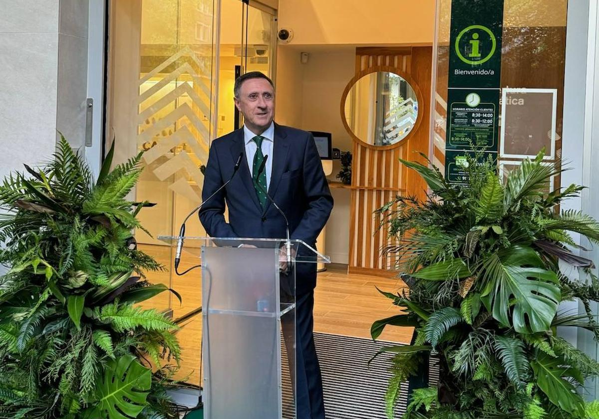 Cajasiete abre su primera oficina en Madrid