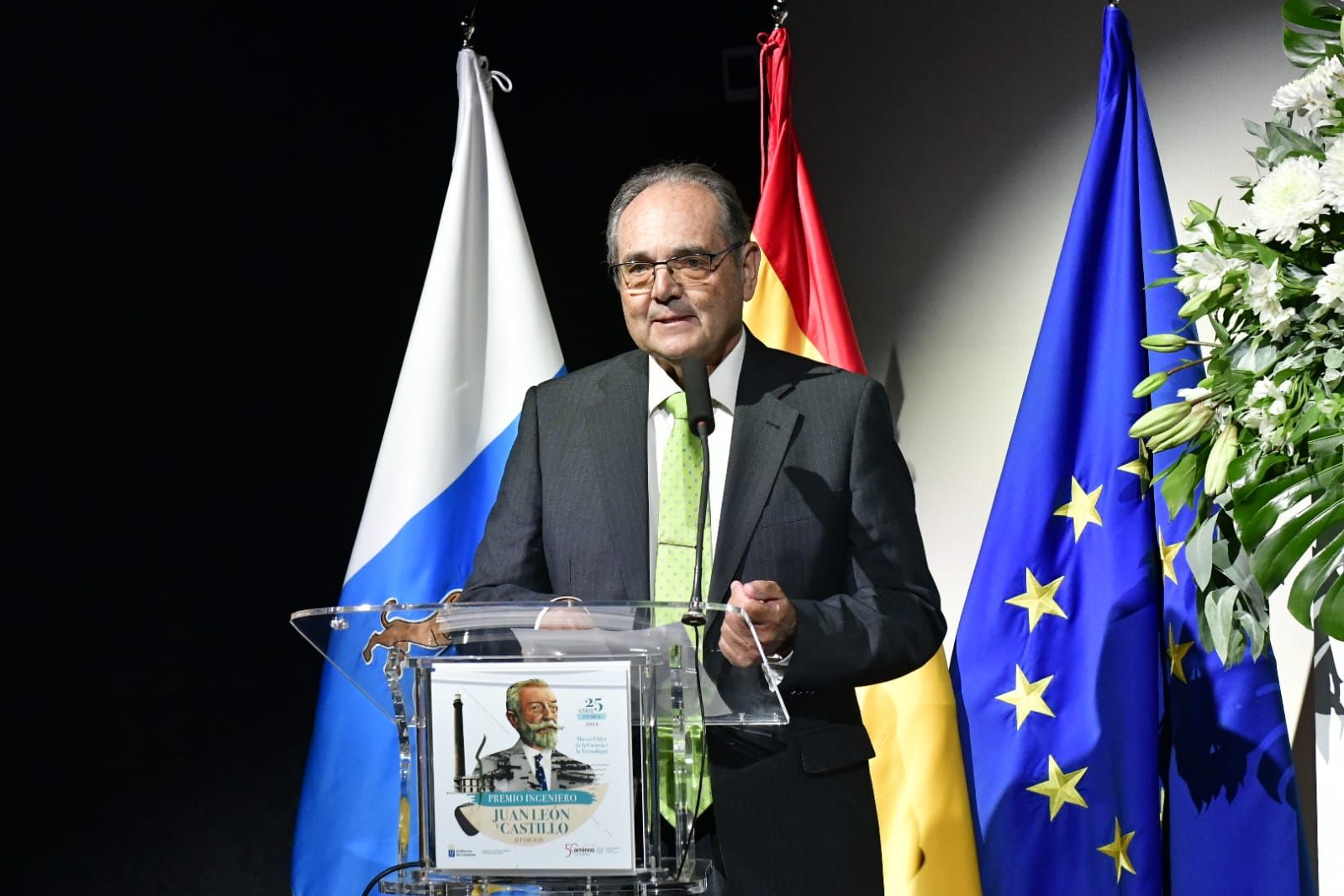 Reconocimientos bajo el sello de León y Castillo