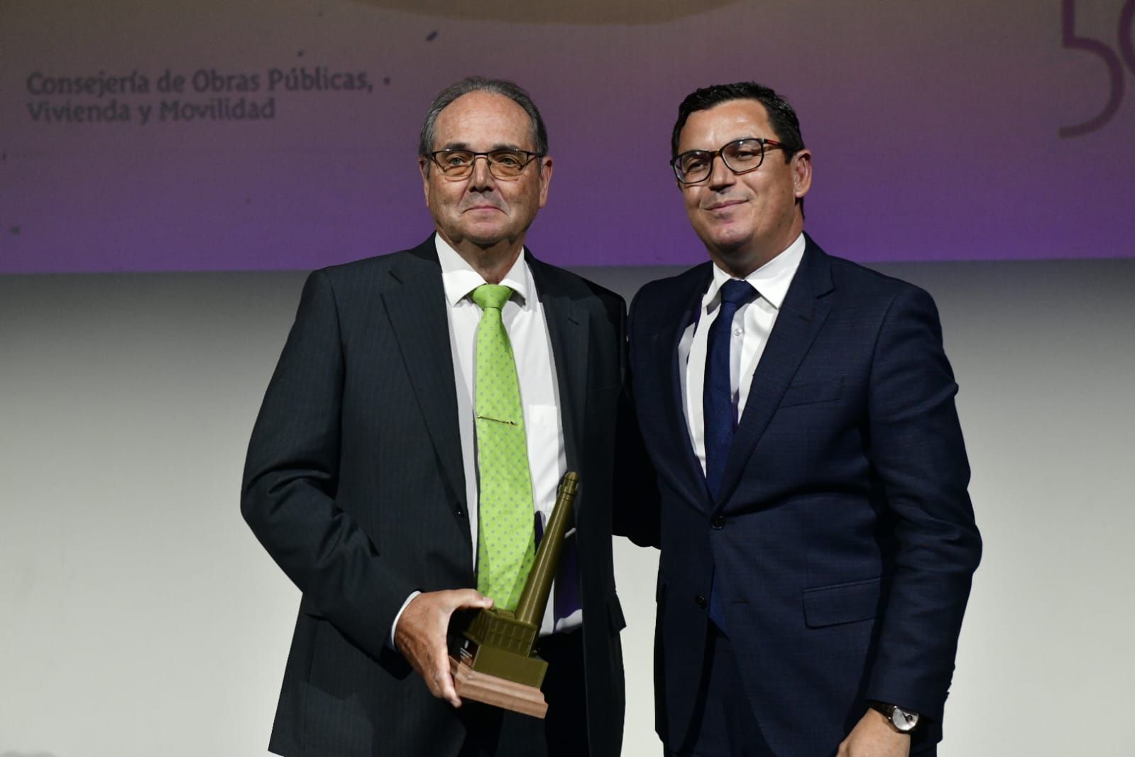 Reconocimientos bajo el sello de León y Castillo