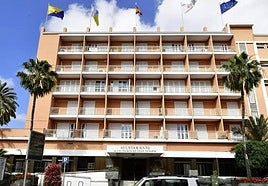 Fachada de las oficinas municipales.