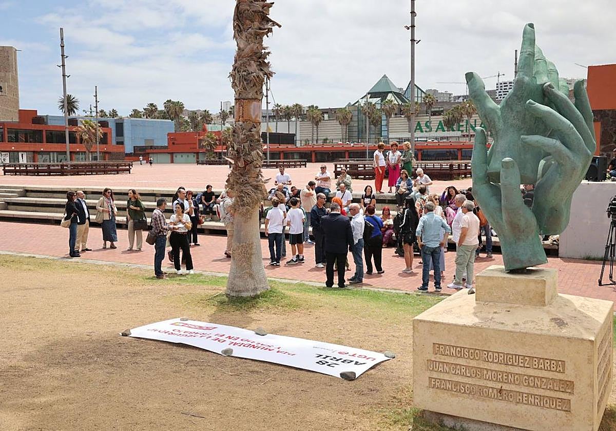 Homenaje a los fallecidos en la tragedia de El Rincón