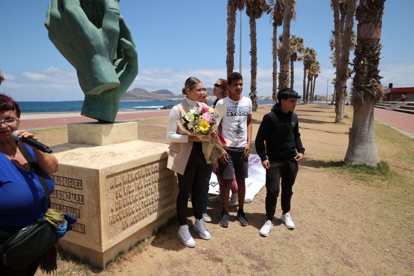 Homenaje a los fallecidos en la tragedia de El Rincón