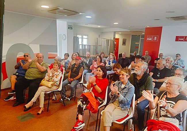 Otra imagen de la reunión.