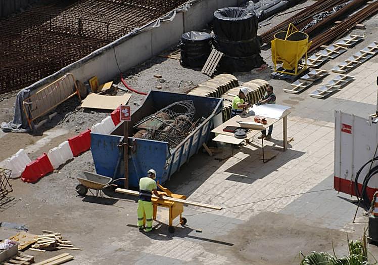 Trabajos en el tramo siete.