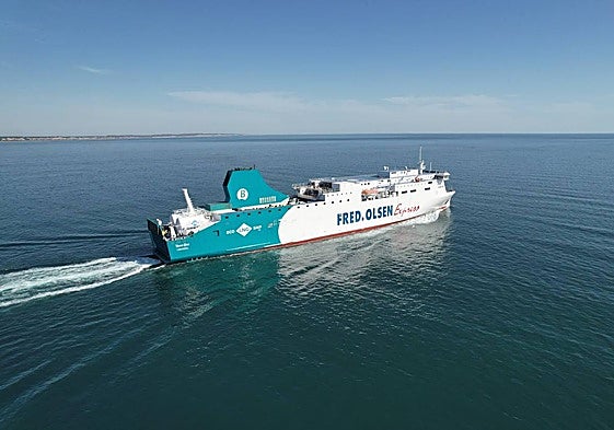 Fred. Olsen y Baleària refuerzan su ruta entre Canarias y Huelva este verano