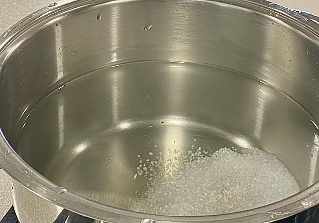 Hervimos agua para la cocción de la pasta