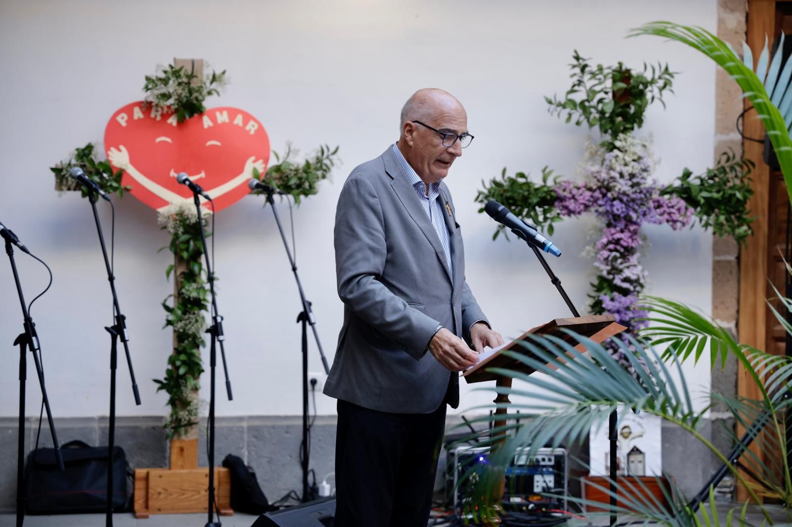 La inauguración de la Exposición de cruces, en imágenes