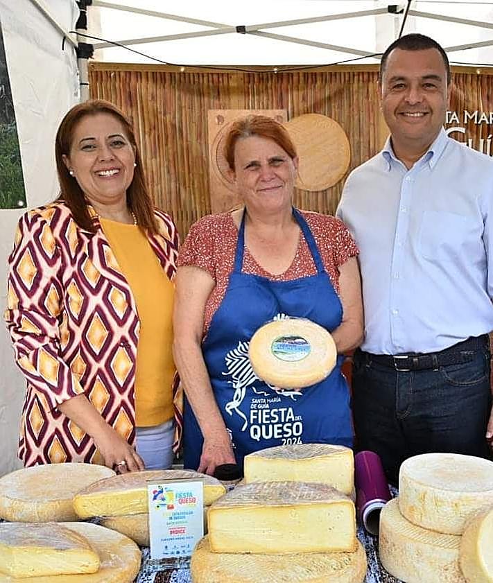 Imagen secundaria 2 - Imágenes de algunos de los artífices de la fiesta del queso que serán reconocidos. 
