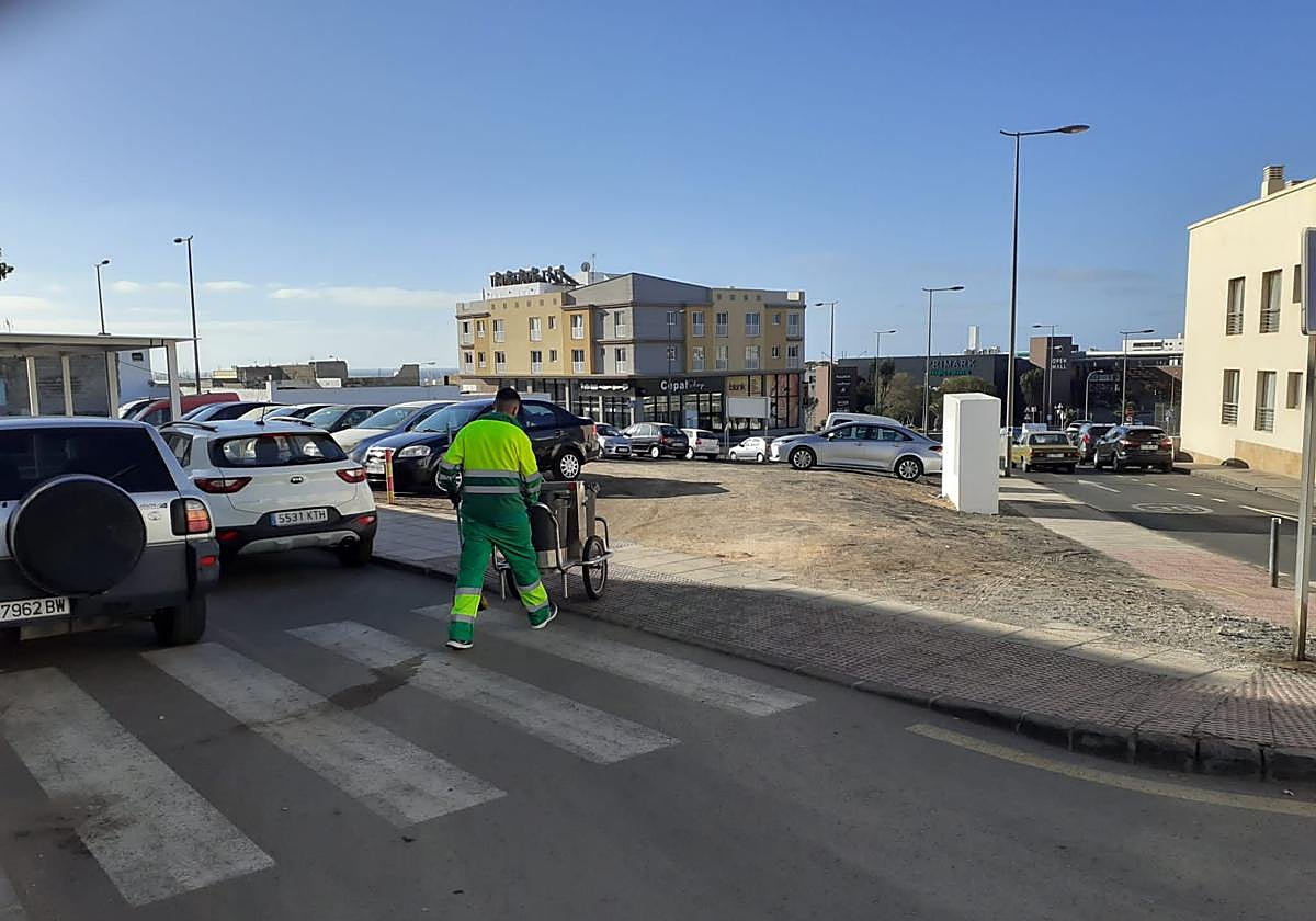 Parcela que acogerá la primera gasolinera de Plenoil.
