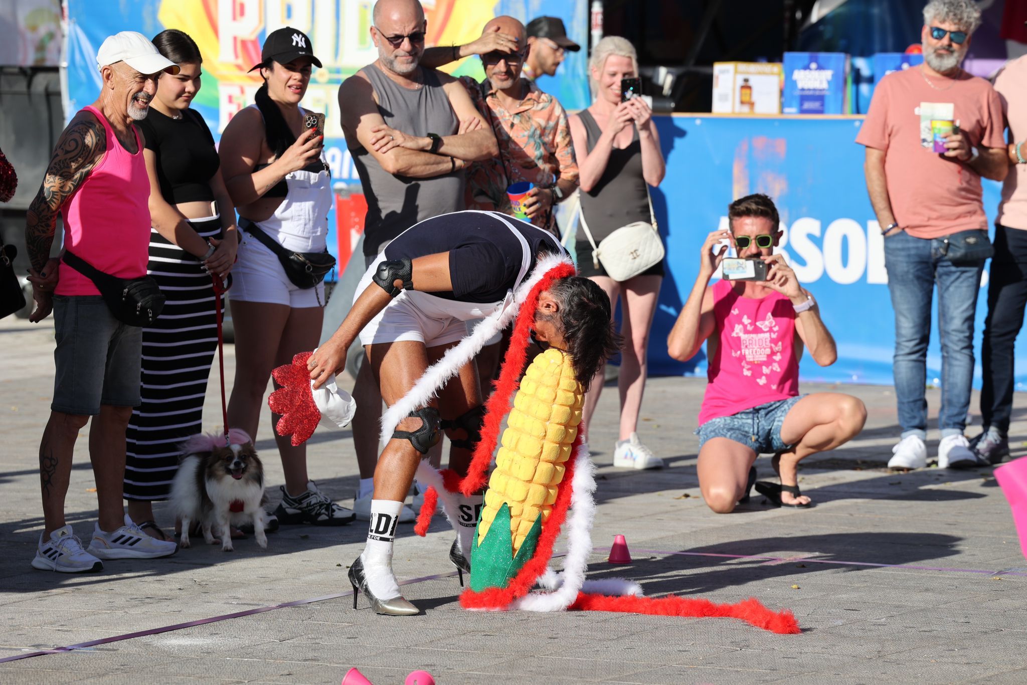 La carrera de tacones de Maspalomas Pride, en imágenes