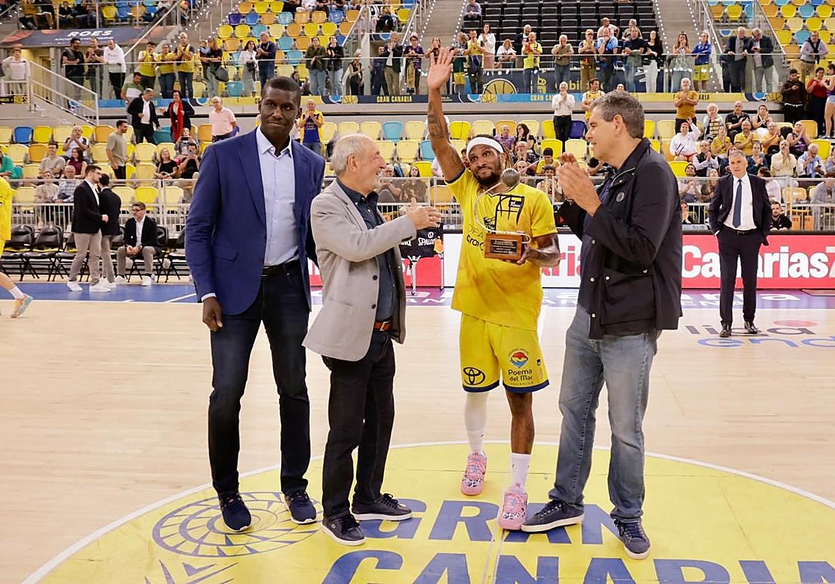 Entrega del Premio CANARIAS7 Pepe-Moriana 2024