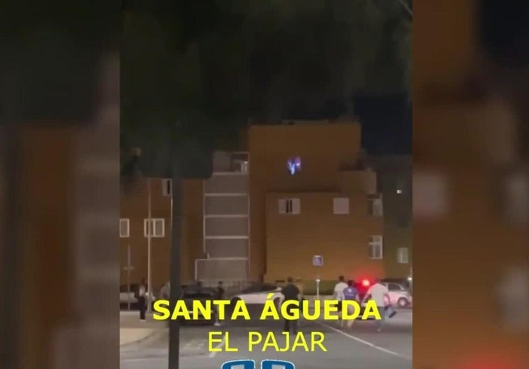 Incidentes en El Pajar con insultos y persecuciones en la calle