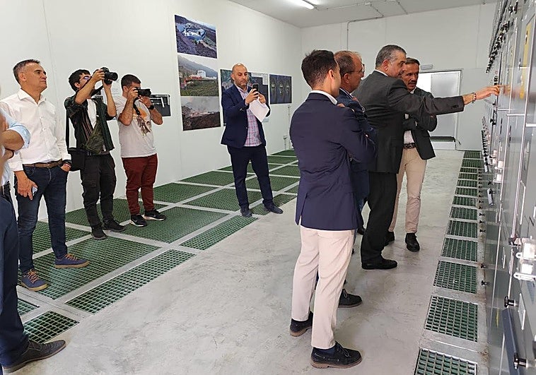Inauguración del centro de reparto de Tajuya y presentación del nuevo sistema eléctrico de la isla.