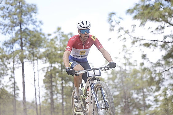 Hans Becking, ganador de la primera etapa de la Fred.Olsen Express Transgrancanaria Bike.