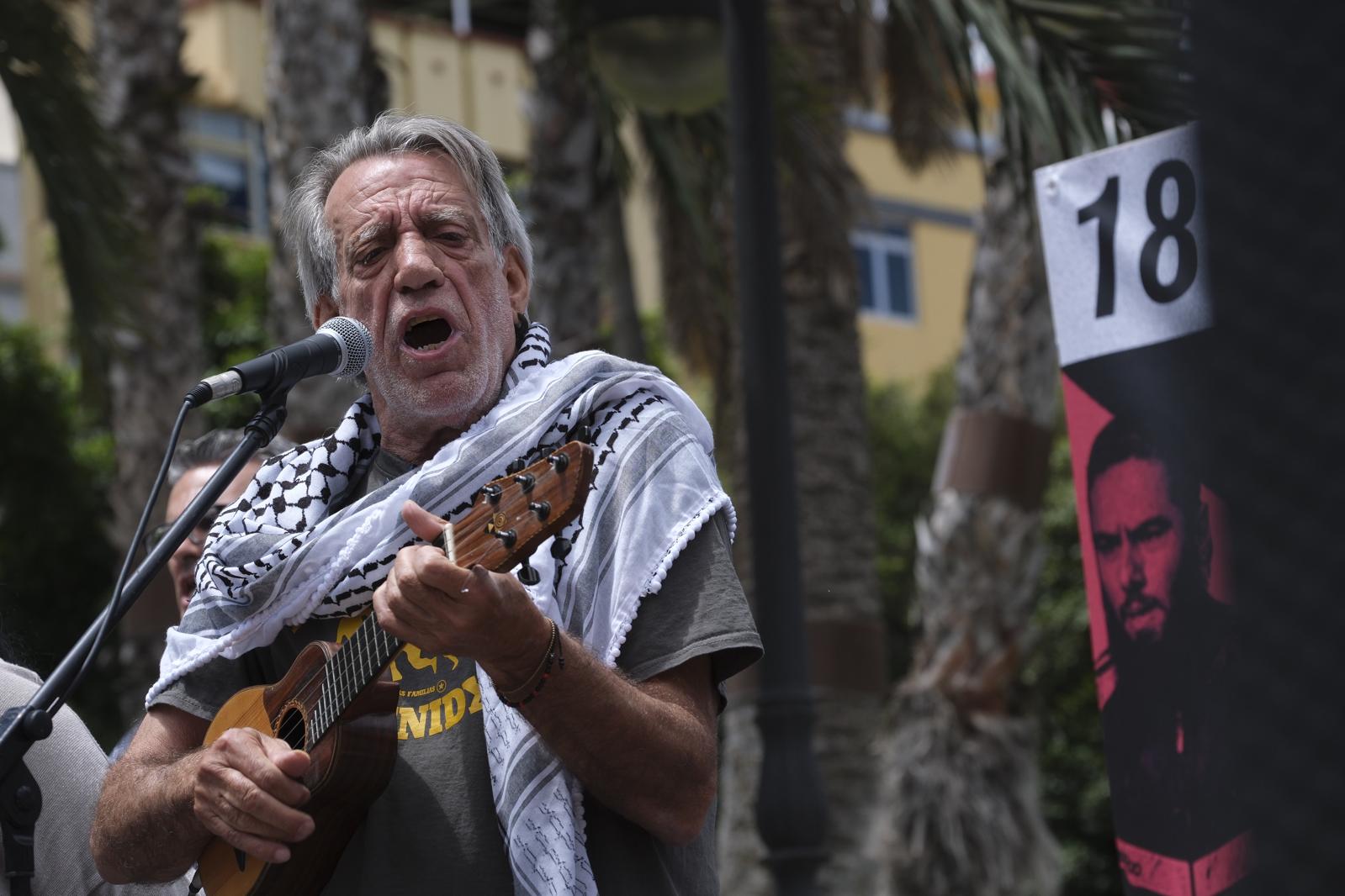 La manifestación a favor de Palestina en Las Palmas de Gran Canaria, en imágenes