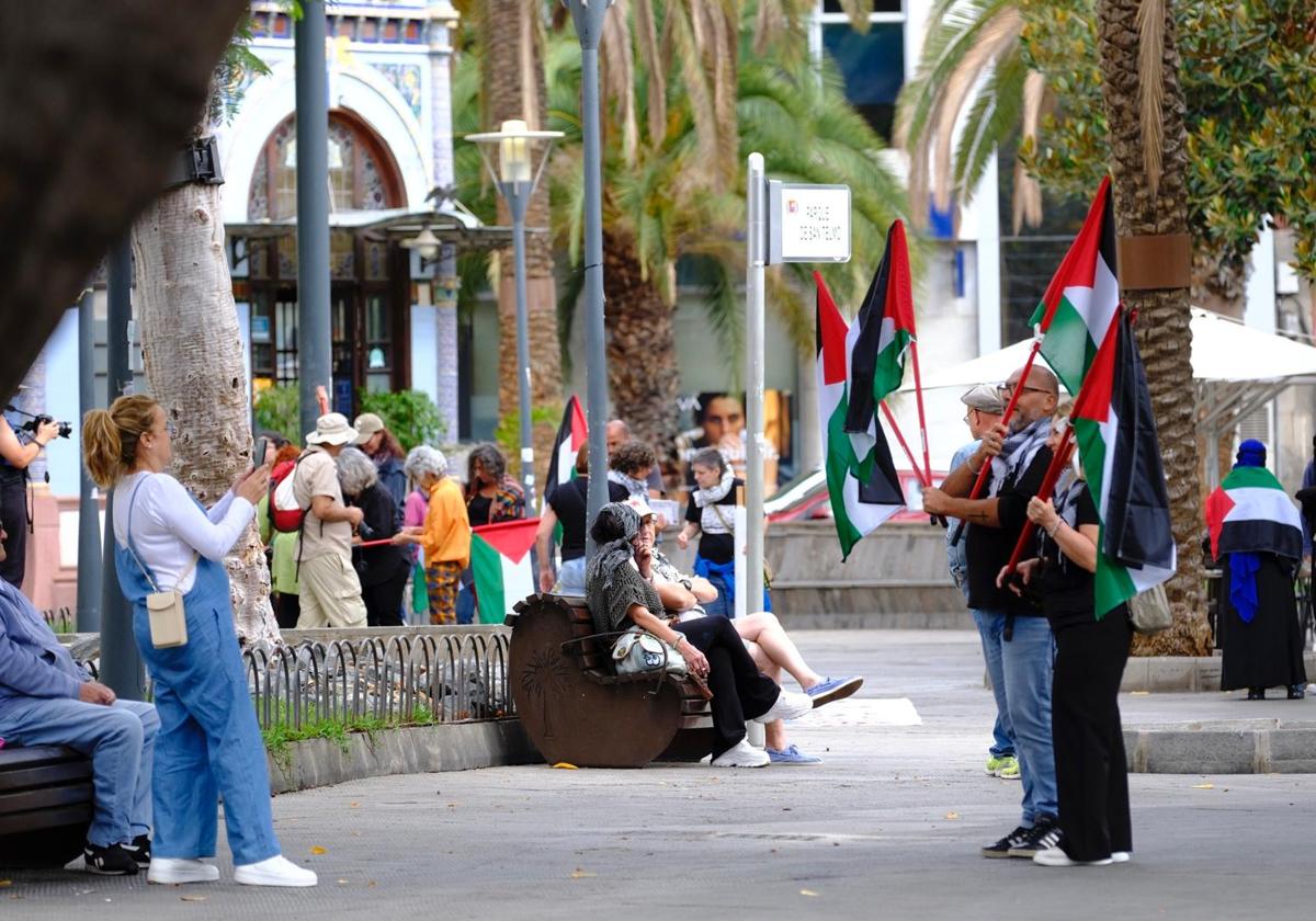 La manifestación a favor de Palestina en Las Palmas de Gran Canaria, en imágenes
