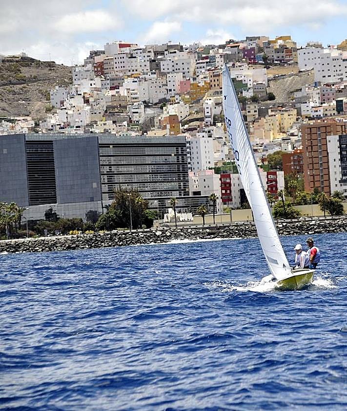 Imagen secundaria 2 - Cuatro oros para el RCNGC en los campeonatos de Canarias de la clase Snipe e ILCA 6