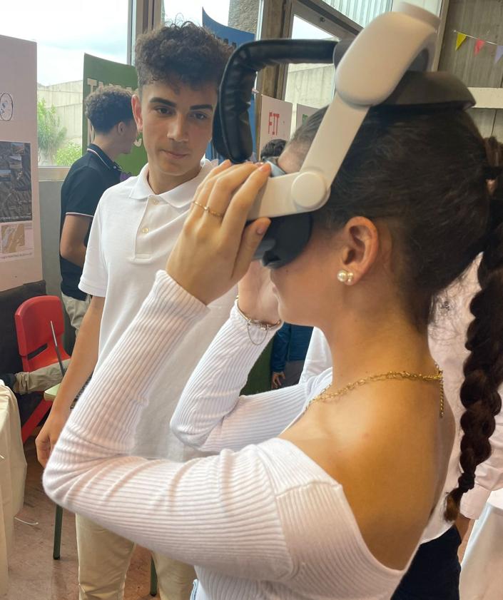Imagen secundaria 2 - El Colegio Heidelberg celebra la X Feria del Proyecto Personal