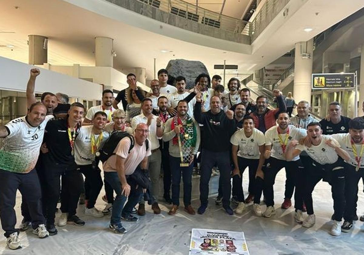 Arrecife celebra el ascenso del San José Obrero
