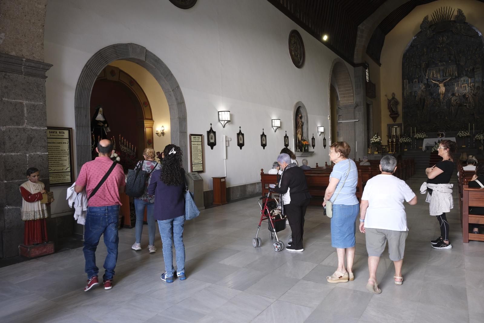 La festividad de Santa Rita en la parroquia de San Agustín, en imágenes