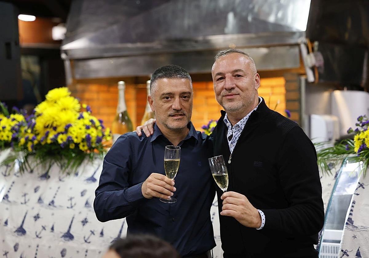 Ramírez y Pimienta, en un brindis en la cena de este jueves.