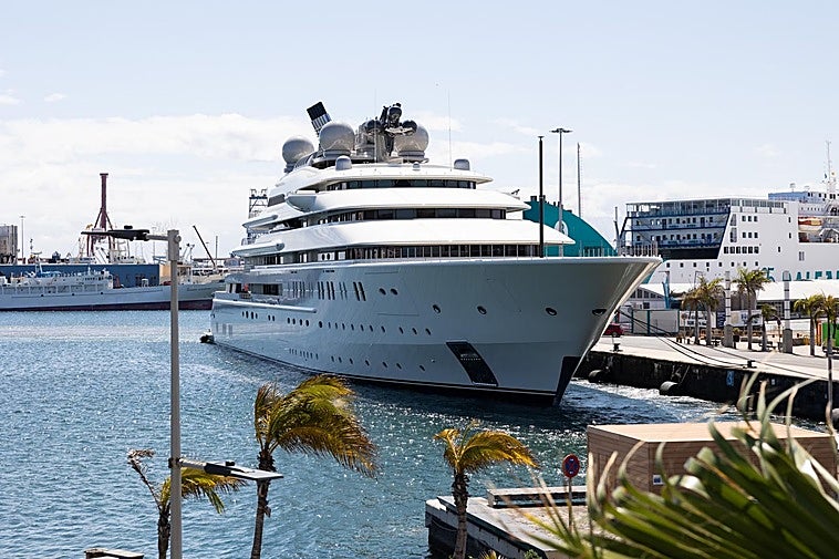El 'Opera' se despide del puerto de Las Palmas este jueves.