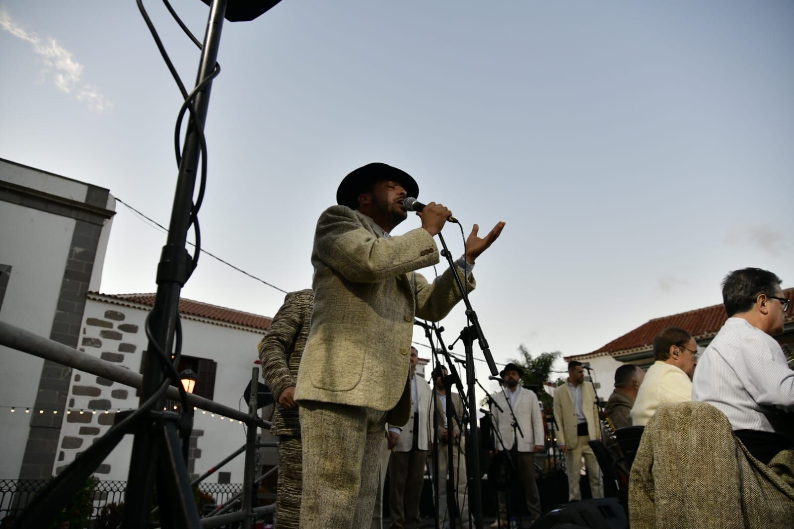 Los Gofiones celebran el Día de Canarias en Telde