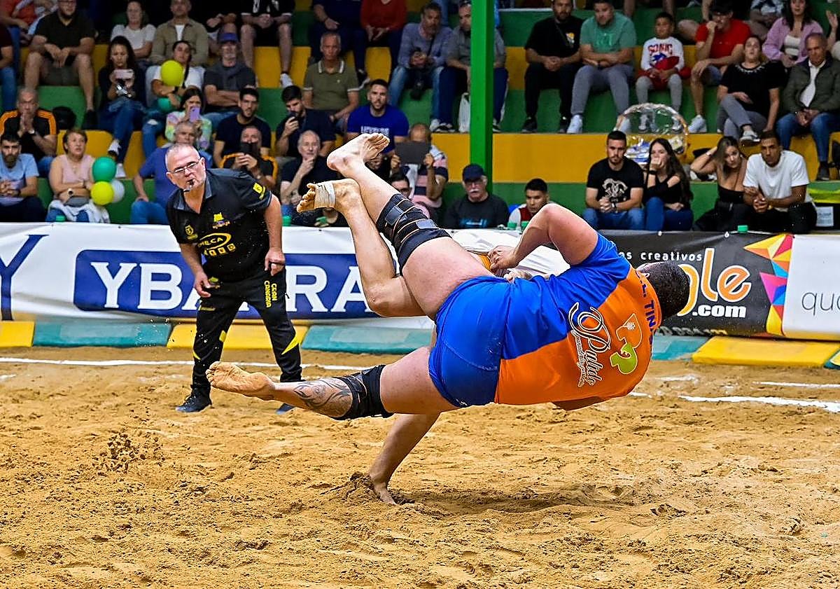 Imagen principal - Pablo Guillén vuelve a coronar a Los Guanches