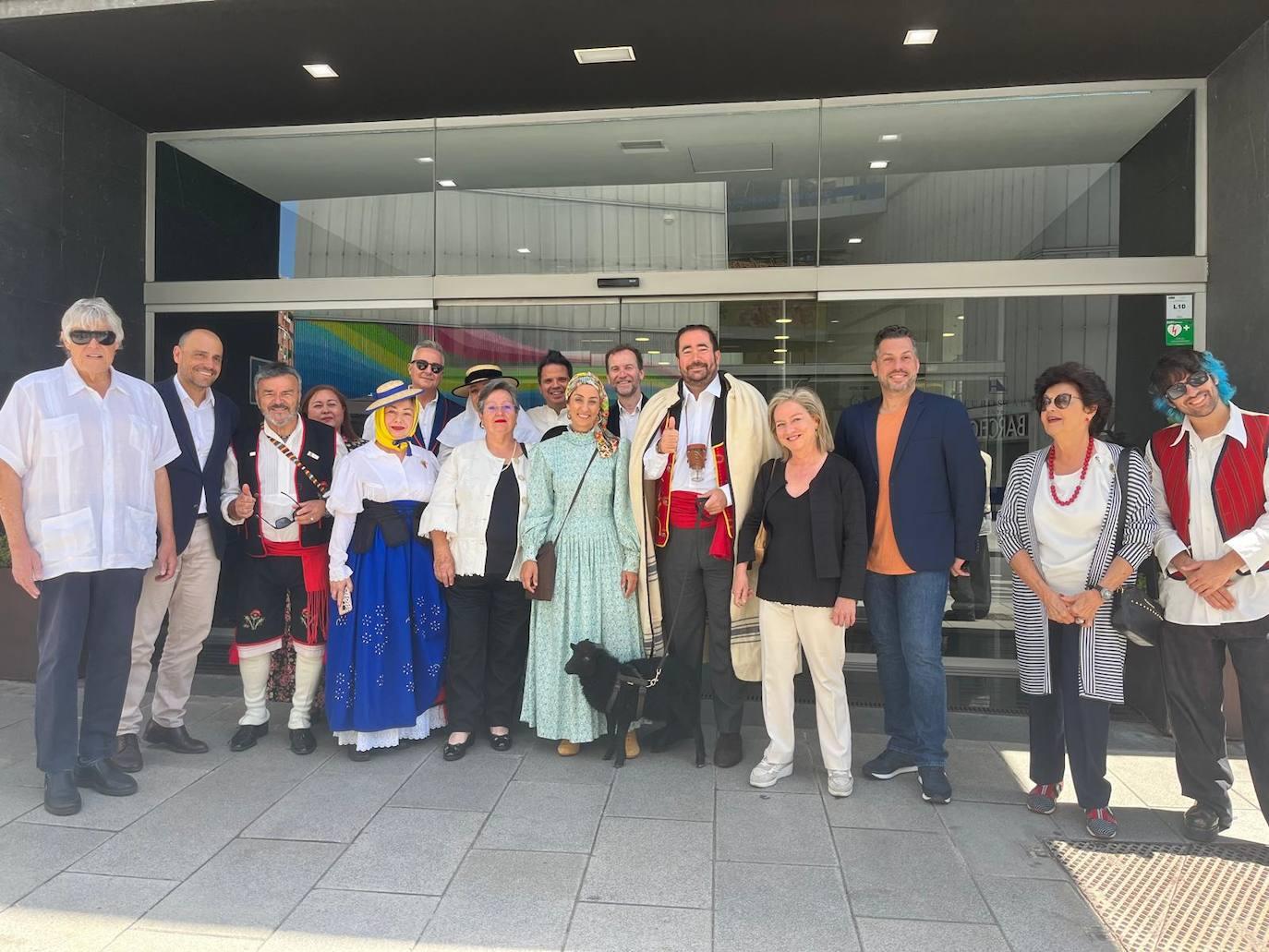 La romería por el Día de Canarias en Madrid, en imágenes