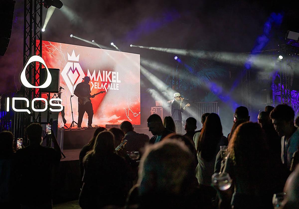Imagen principal - IQOS celebra en Tenerife su segundo IQOS MOMENTS: una fiesta única y exclusiva