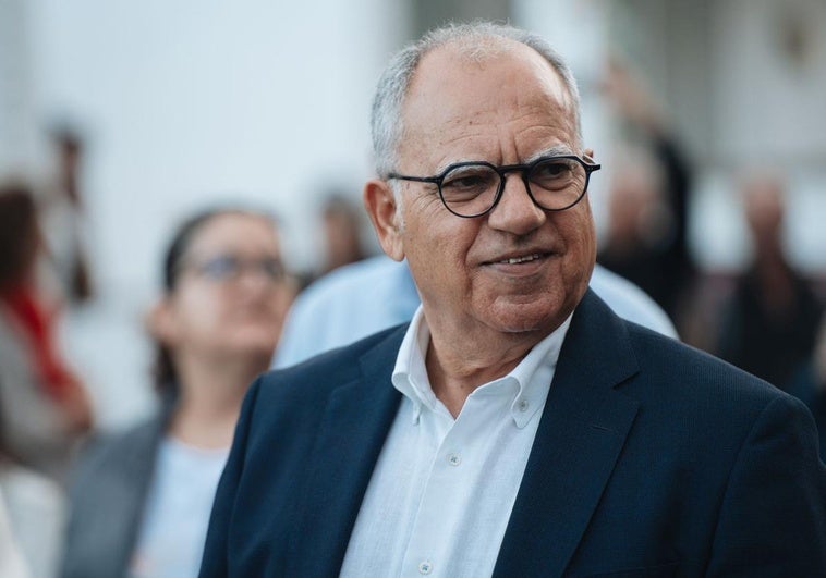 Casimiro Curbelo.