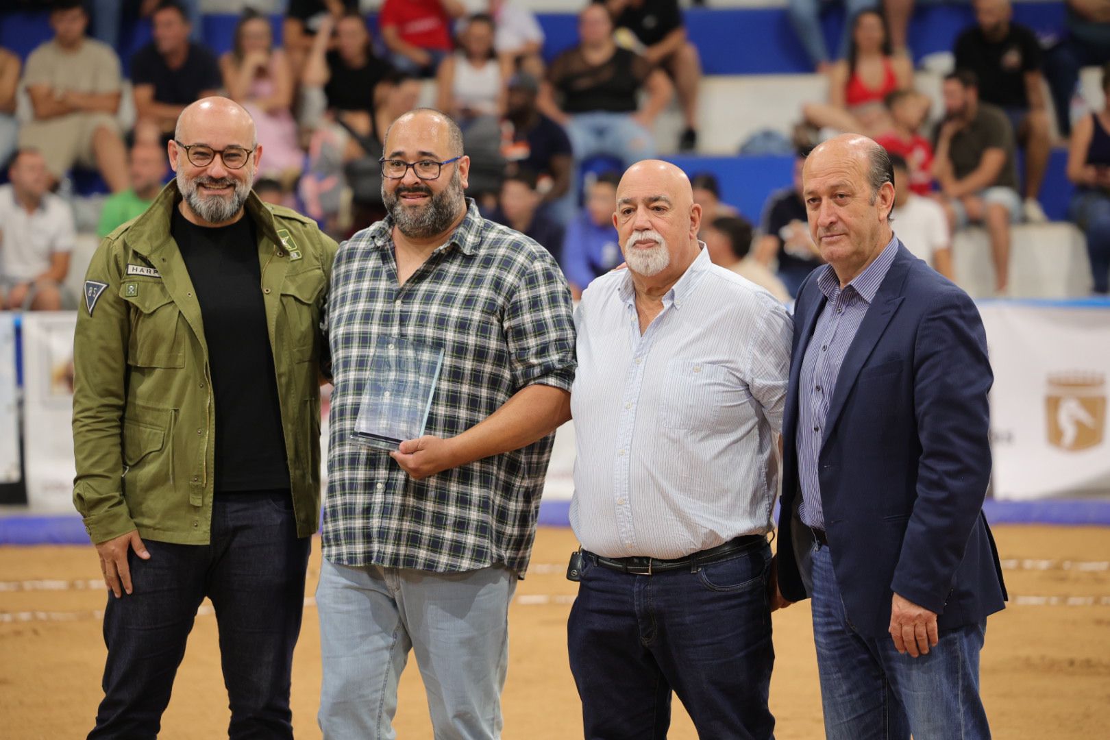 Las imágenes de la gran fiesta de la Luchada Institucional en Vecindario