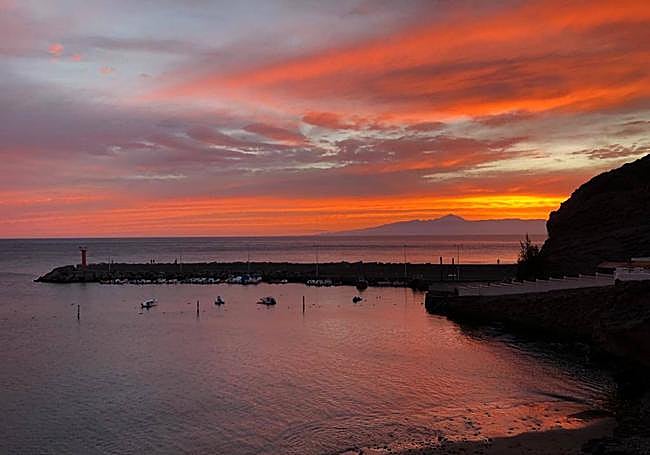 Atardecer de enseuño desde la playa de La Aldea.