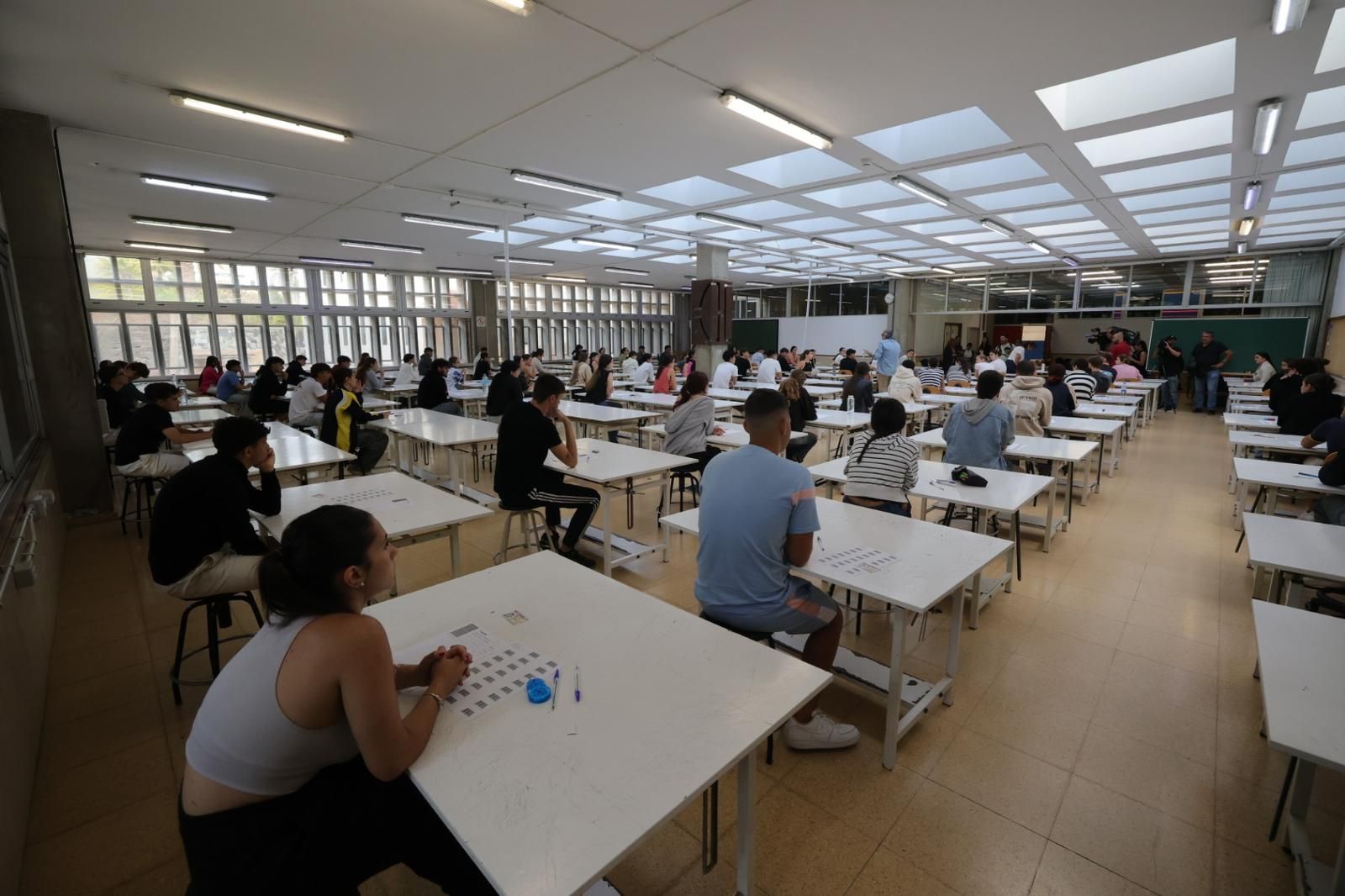 El inicio de las pruebas de la selectividad en Canarias, en imágenes