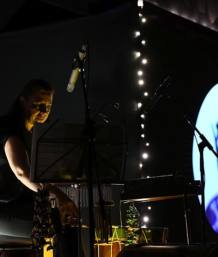 Imagen secundaria 2 - Teatro de sombras y leyendas canarias para sorprender a los escolares