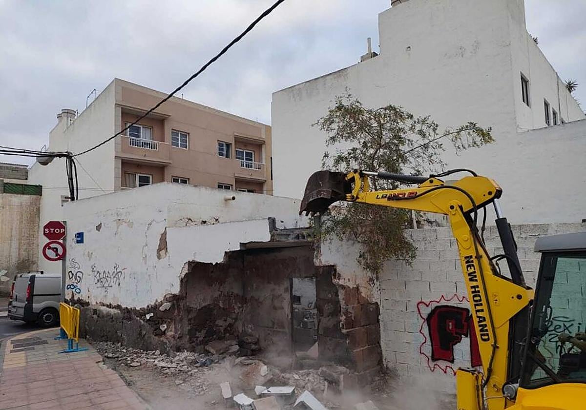 Momento del derribo.