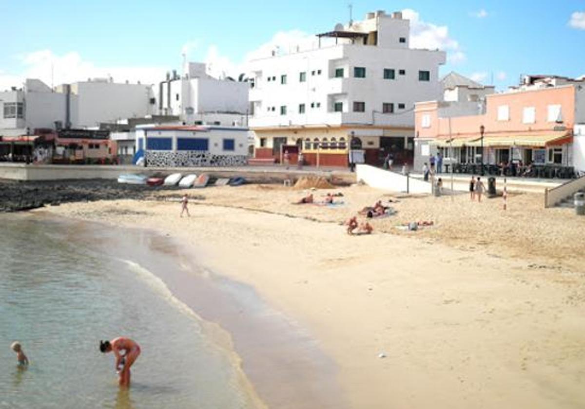 Playa del Muellito Viejo de Corralejo.