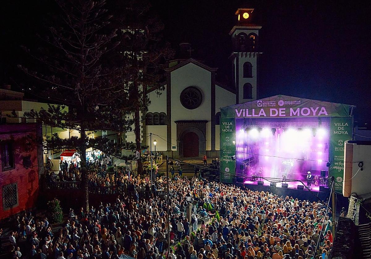 San Antonio suena en la Villa de Moya