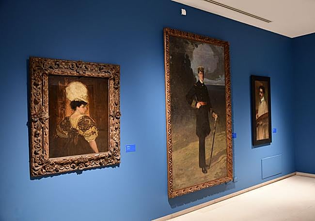 Una de las salas de la exposición de Néstor, en Mata.