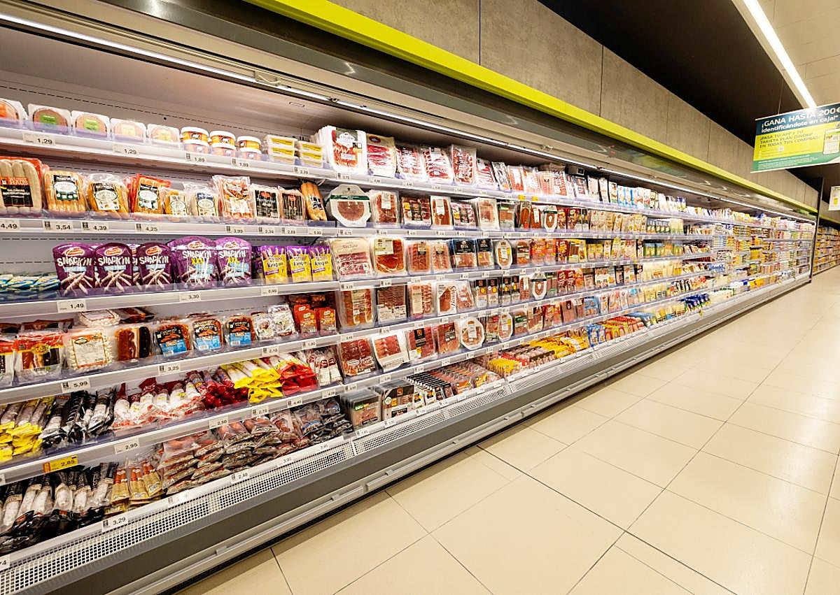 Imagen secundaria 1 - El barrio capitalino de San Francisco de Paula ya cuenta con una tienda SuperDino
