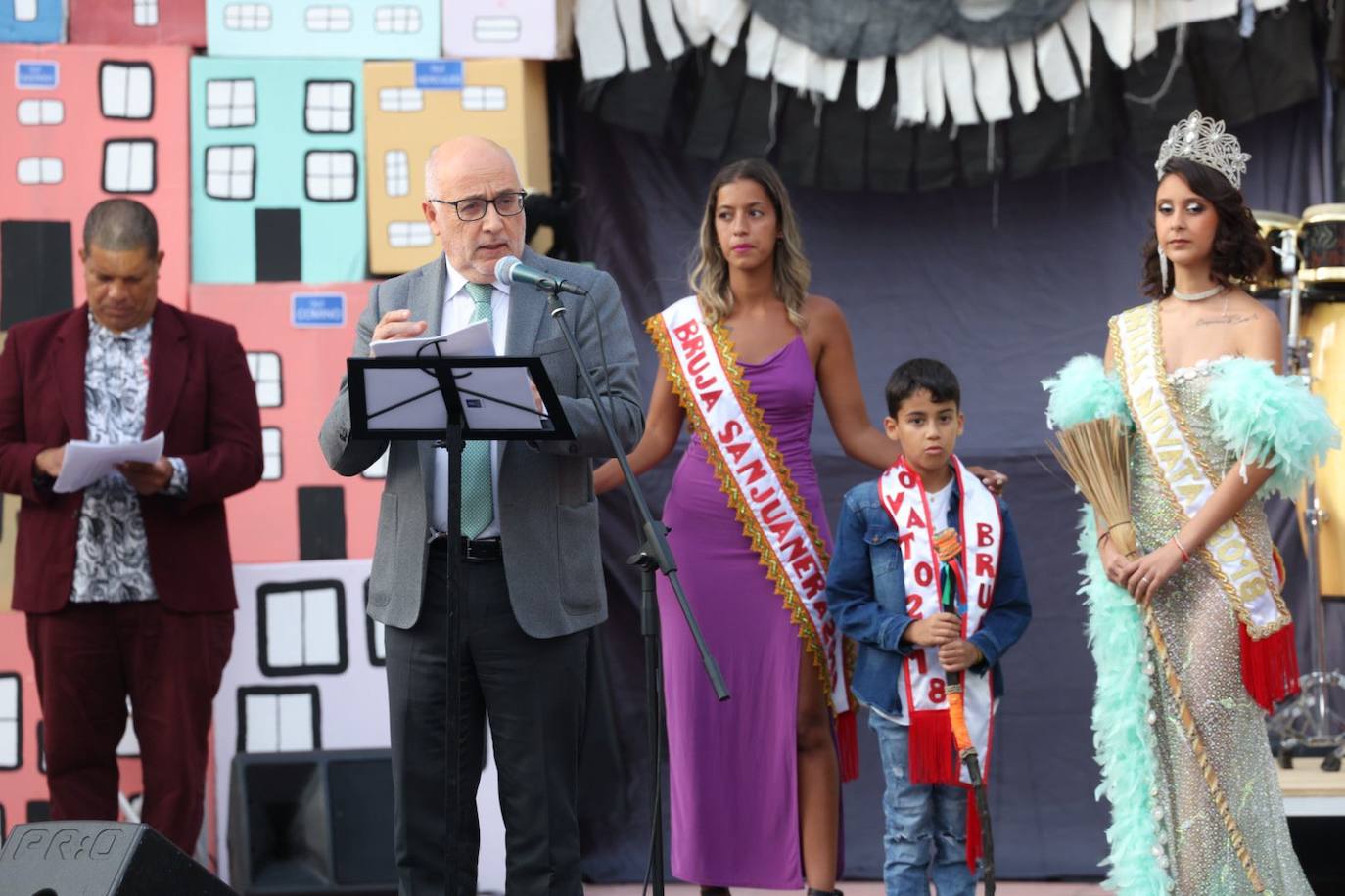 Pregón de Antonio Morales en el barrio de San Juan