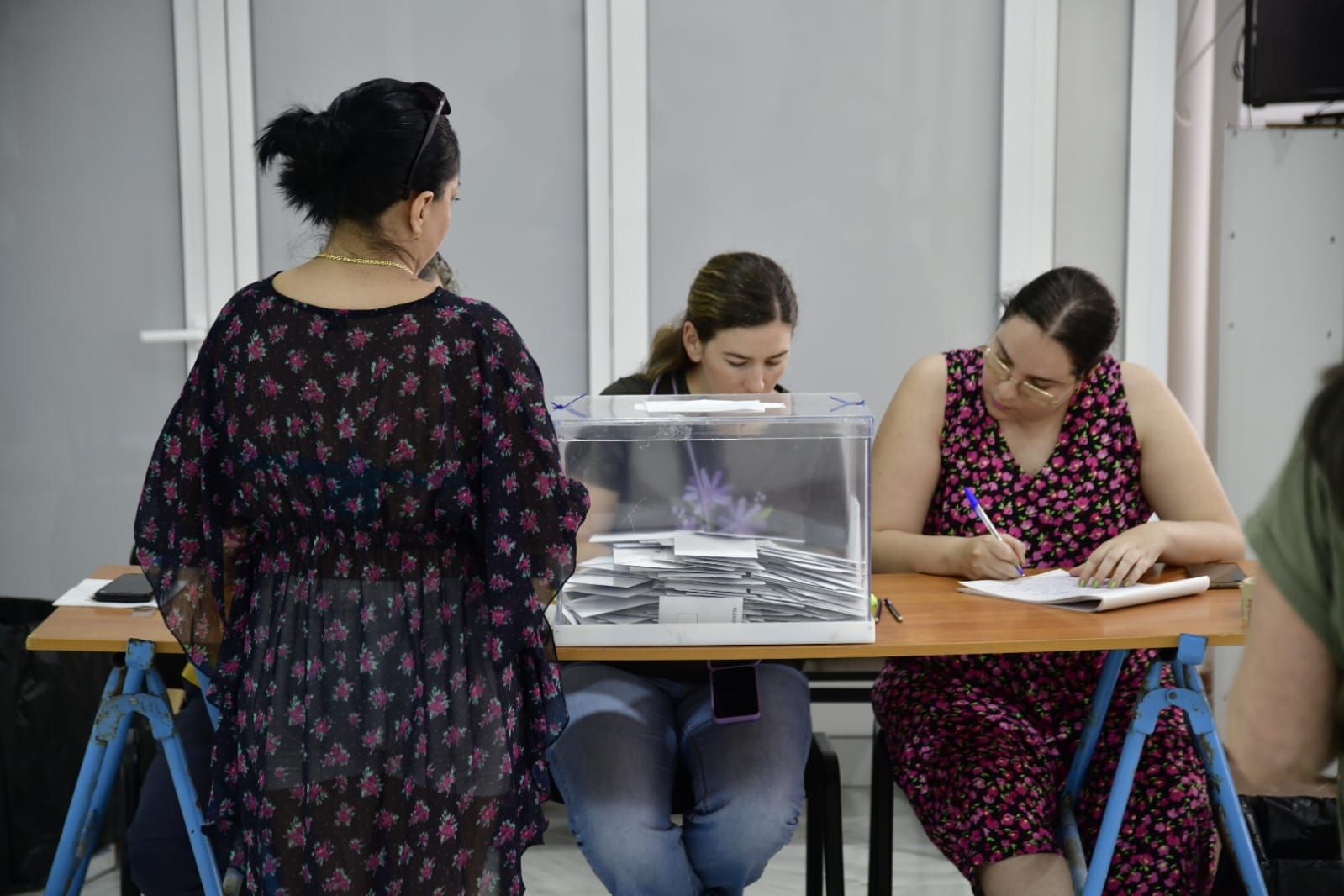 Canarias decide en las urnas su futuro en Europa