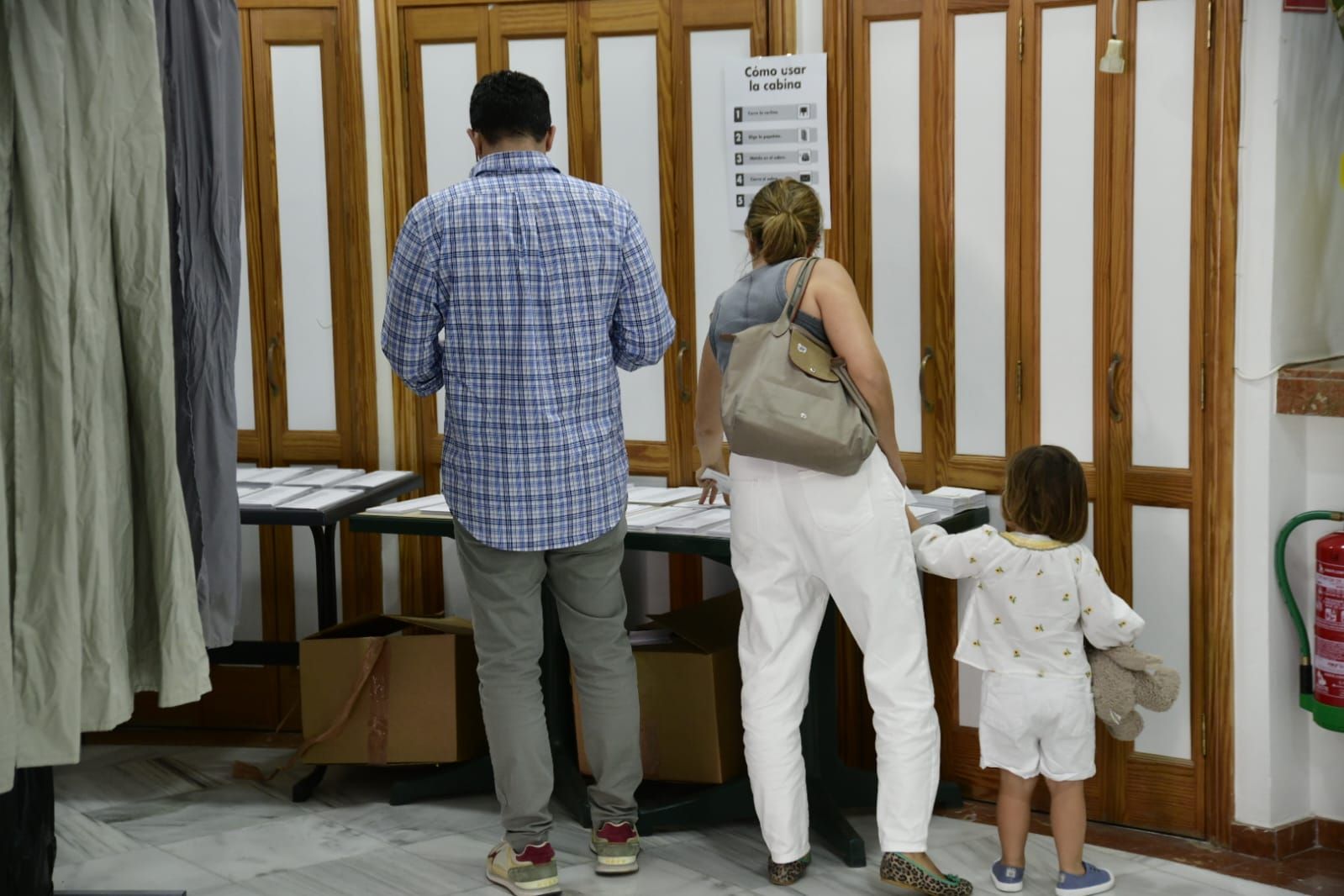 Canarias decide en las urnas su futuro en Europa