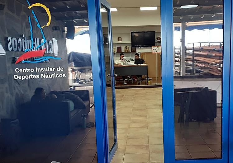 Punto de votación en El Cable, de estreno para los comicios europeos.