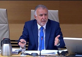 El ministro de Política Territorial, Ángel Víctor Torres, durante la comparecencia.