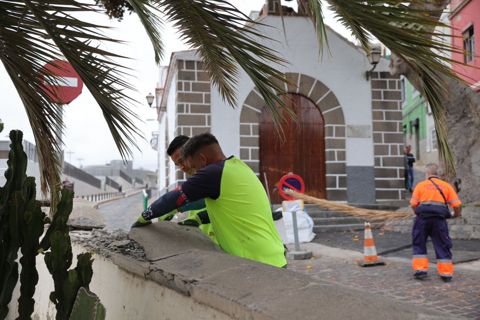 Las obras en el entorno de la ermita de San Nicolás, en imágenes