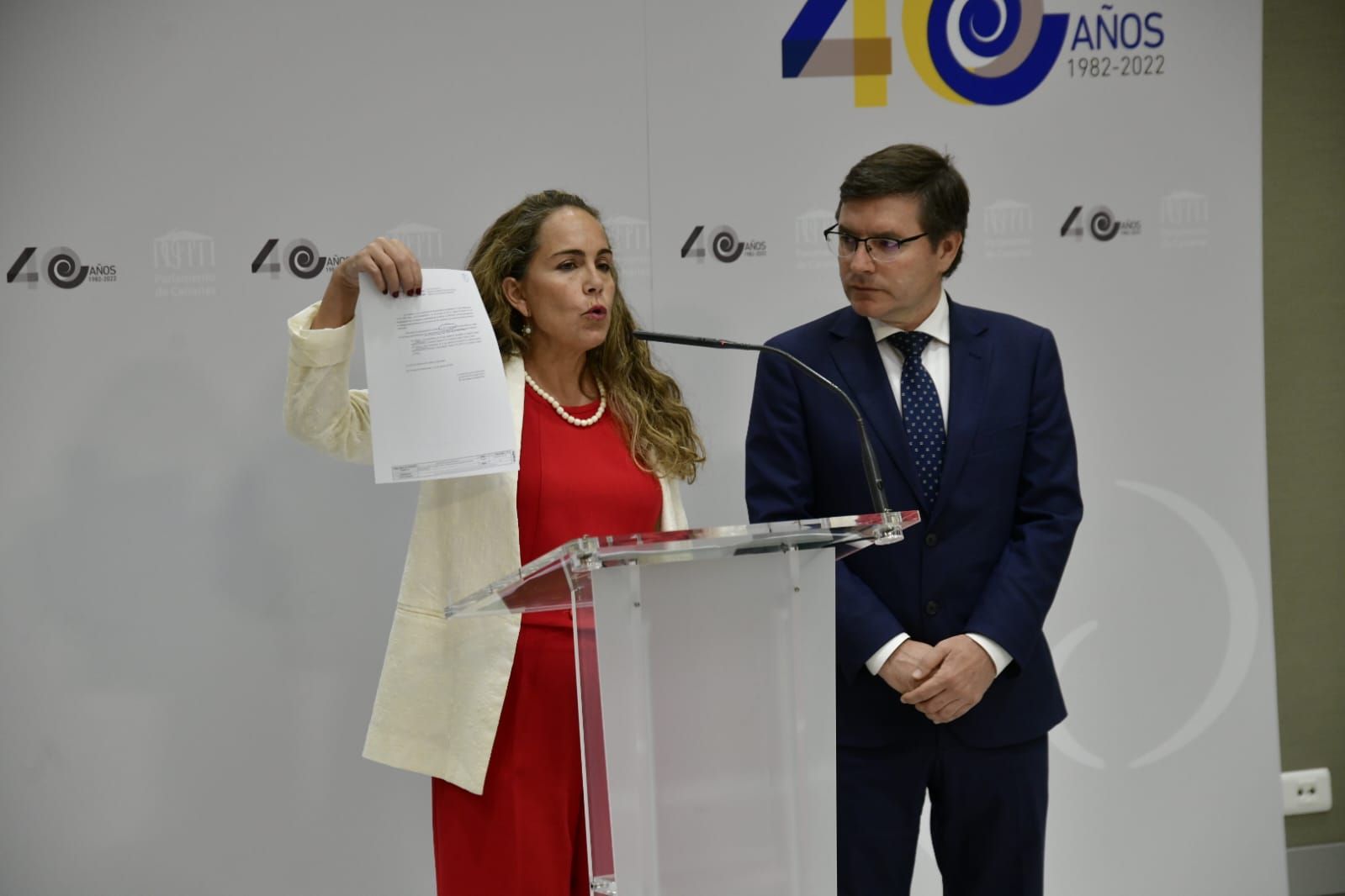 El mediador, de la mano de Vox en la investigación del caso Mascarillas