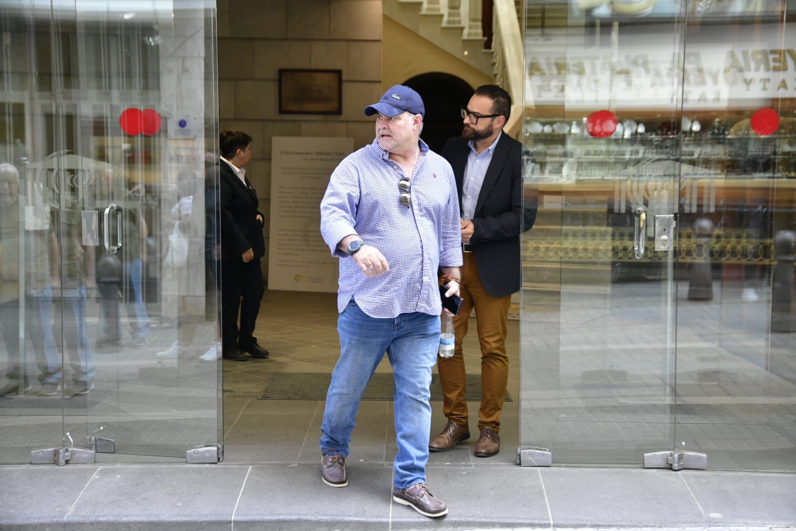 El mediador, de la mano de Vox en la investigación del caso Mascarillas